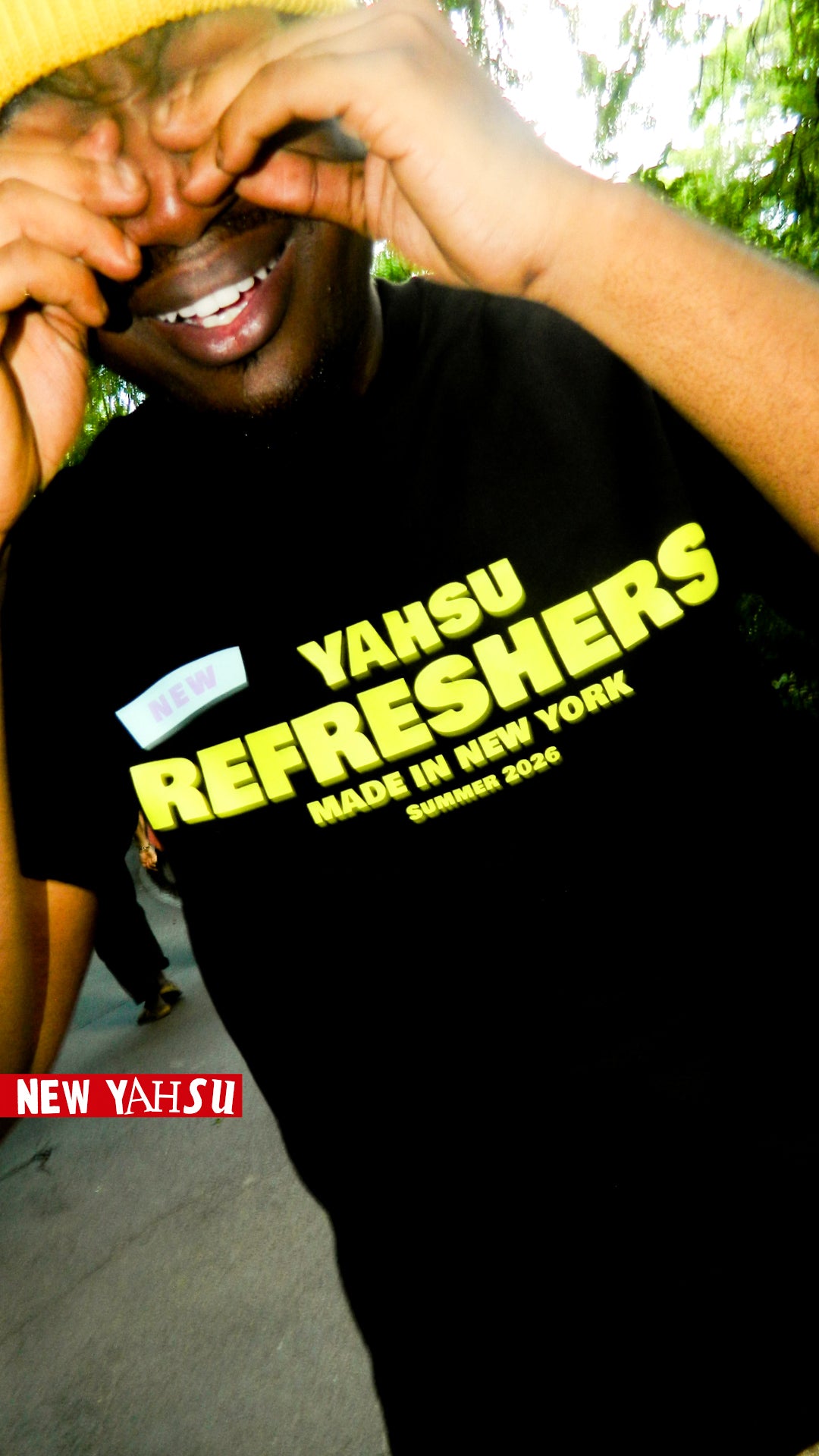 BLACK REFRESHERS TEE